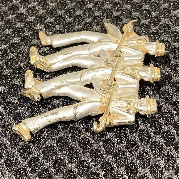 Gold/Silver Tone. Satin Finish Vintage Tap
Dancing Men Brooch Pin - Picture 3 of 7